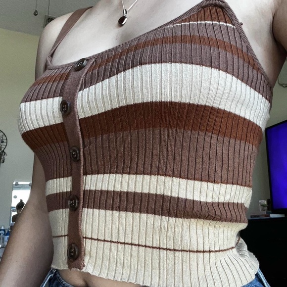 Cotton On Brown and Cream Striped Button-Up Crop Top - Picture 2 of 4